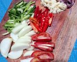 Foto langkah ke 3 dari resep Cah sapi pedas manis.
