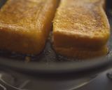 A picture of step 7 of French Toast (Breakfast Egg Bread).