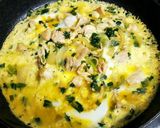 A picture of step 7 of Easy and Delicious Oyako Donburi (Chicken and Egg Rice Bowl) for Ages 1 and Up.