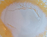 Foto del paso 2 de la receta: Brazo gitano de fresas con nata