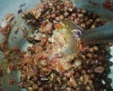 A picture of step 7 of Aloo Palak Puri with Chana Masala jhor.