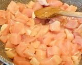 Tejszínes kukoricás csirkemell spagetti tésztával recept fázis 1 fotója