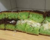 Foto langkah ke 6 dari resep Simple Martabak Manis Pandan Teflon.