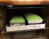 Foto langkah ke 6 dari resep Ogura Pandan Lembut Moist Cake Anti Gagal.