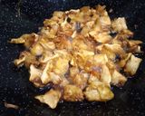 Foto langkah ke 2 dari resep Sambel Goreng Kulit Cempedak.