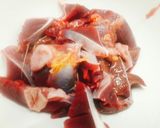 Hình bước làm 2 của món Lòng gà xào bún khô