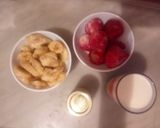 صورة لخطوة 1 من وصفة عصير الموز والفراولة 🍓🍌