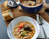 Foto del paso 4 de la receta: Alubias blancas con verduras y morcilla