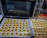 Foto langkah ke 4 dari resep Thumbprint cookies coklat huzelnut/nutella.