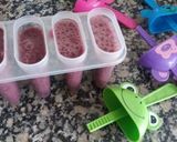 Foto del paso 1 de la receta: Heladitos de agua con arándanos!!