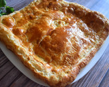 Foto del paso 10 de la receta: Empanada de morcilla, pera y queso de cabra