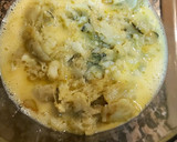 Foto del paso 2 de la receta: Tortilla de patatas, calabacín y cebolla. Muy melosa