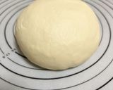 Foto langkah ke 2 dari resep Bakpao Mini Lembut Ulen Tangan Cepat / Tanpa Mixer.