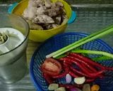 Foto langkah ke 1 dari resep Ayam rica rica.