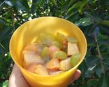 Foto langkah ke 4 dari resep Salad Buah ala Mamah Zafran.