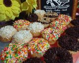 Foto langkah ke 8 dari resep Donat Susu Aneka Topping.