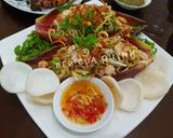Hình bước làm 4 của món Hoa chuối trộn tôm thịt