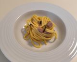 Foto del passaggio 5 della ricetta #110👩🏻‍🍳Incontro di mare e terra: tonno fresco, zucchina e uova