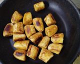 Foto langkah ke 1 dari resep Bolen Pisang Kayu Manis.