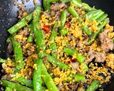 Foto langkah ke 5 dari resep Buncis Daging Bawang Putih.