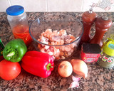 Foto del paso 1 de la receta: Mariscos salteados con morrón y arroz sabroso. #delantaldorado