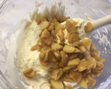 Foto del passaggio 8 della ricetta Muffin con mele 🍎 e crumble