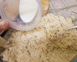 A picture of step 6 of Chapati type 2.