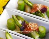 A picture of step 11 of Stay Cool in Summer: Chilled Pork and Lettuce with Ume Plum Sauce.