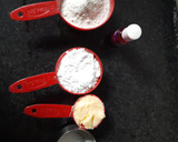 A picture of step 1 of Round shape cookies.