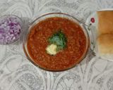 A picture of step 4 of Pav bhaji Makhkhan marke.