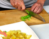 Foto del paso 2 de la receta: Ensalada de Patata, Manzana y Apio