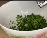 Foto del paso 1 de la receta: Pollo con cilantro al estilo Tai