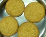 A picture of step 1 of #Instant Choco pie.