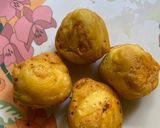A picture of step 4 of Masala Egg Bonda.