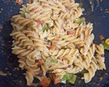 A picture of step 3 of Mayonnaise baked and non baked pasta.