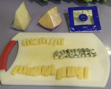Foto del paso 5 de la receta: Falsas empanadillas de 3 quesos