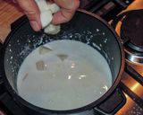 Foto del passaggio 6 della ricetta Crepes al Ragù con besciamella alla Fontina