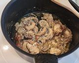 Foto del paso 5 de la receta: Pechuga de pollo con champiñones en salsa de quesitos