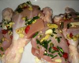 Foto del paso 3 de la receta: Cocina para parejas: Patitas bravas o patitas picantonas 