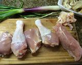 Foto del paso 1 de la receta: Pollo en suave crema de almendras y pleurotus 