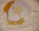 Foto del paso 2 de la receta: Medialunas de aceite fáciles y económicas!