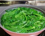 Hình bước làm 1 của món Rau chân vịt trộn gia vị 시금치 무침