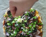 Foto langkah ke 4 dari resep 🍕🍕 Hot and Sweet Beef Pizza 🍕🍕.