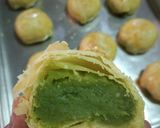 Foto langkah ke 11 dari resep Bakpia Kacang Hijau Pandan (renyah).