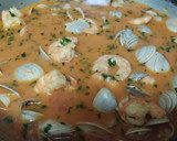Foto del paso 6 de la receta: Almejas a la marinera con langostinos