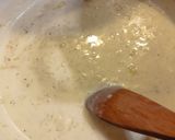 Foto del paso 2 de la receta: Spaghetti con salsa de 3 quesos express (a mi manera) 😋🤷