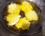 Foto langkah ke 2 dari resep Emping Pisang Karamel.