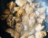 A picture of step 2 of Simple garlic fried chicken🧄🍽🍗.