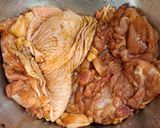 รูปขั้นตอนการทำที่ 2 ของ ไก่อบเกลือตุ๋นซีอิ๊ว