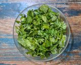 A picture of step 2 of Vietnamese Fresh Spring Rolls.